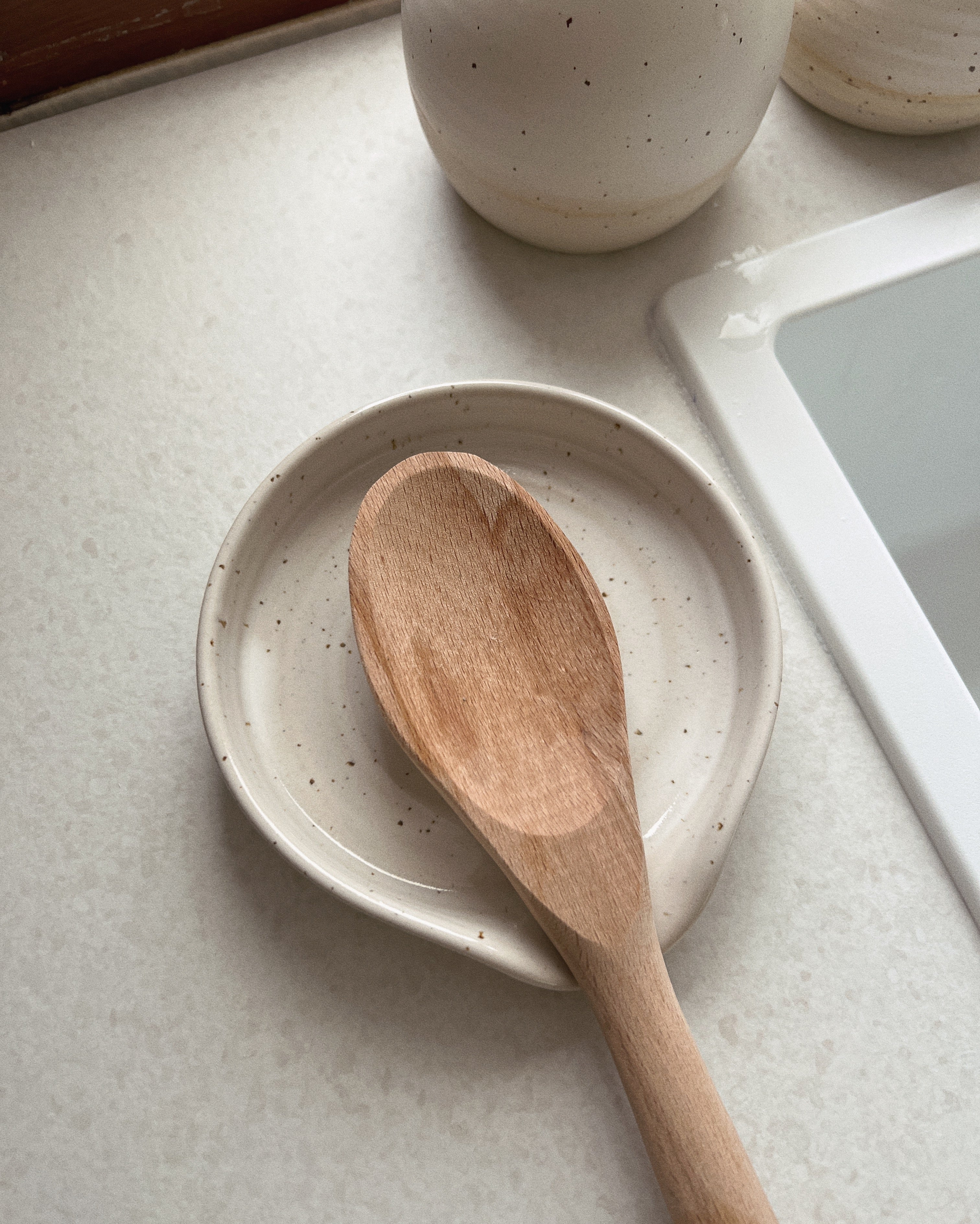 Spoon rest